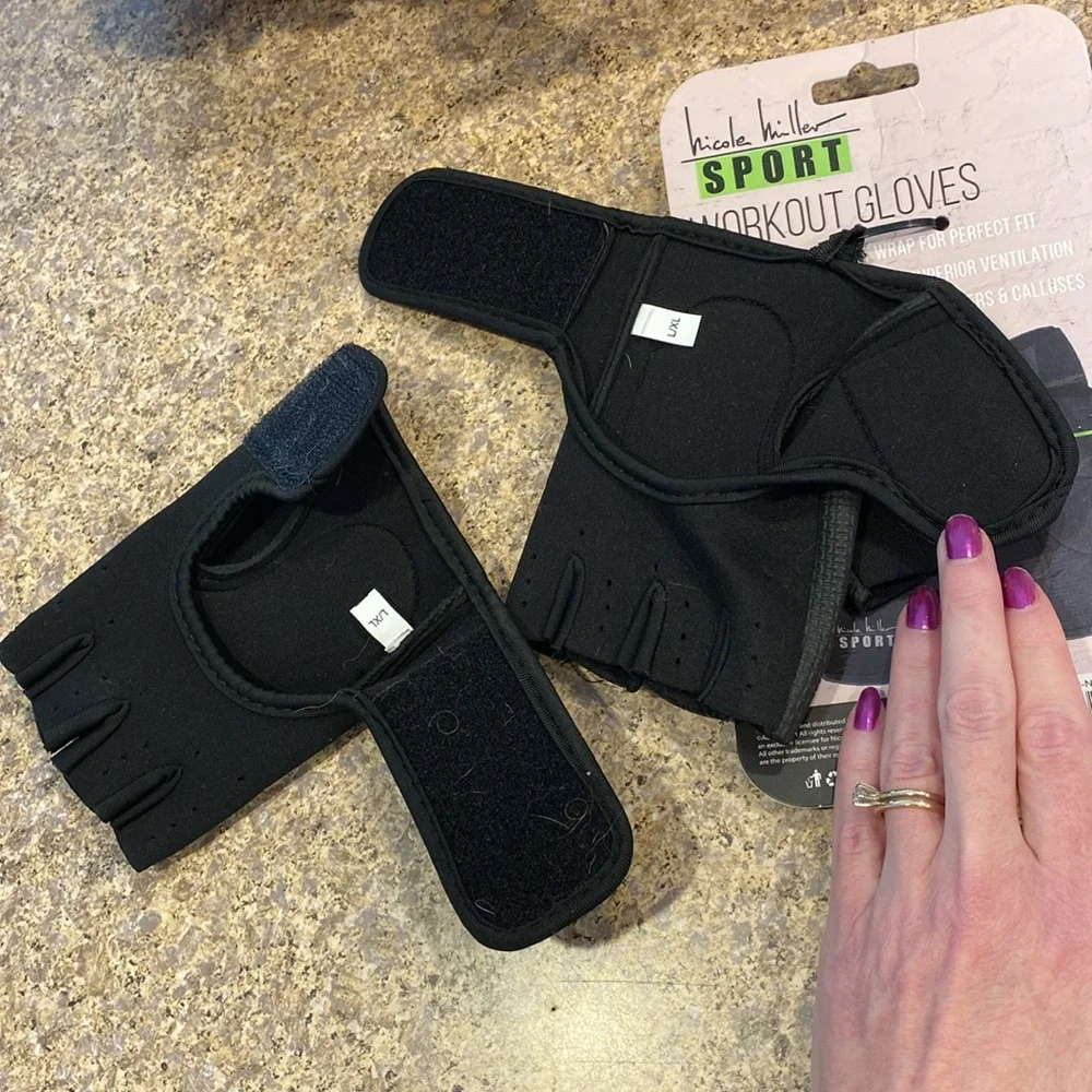 Nicole Miller Sport Workout Gloves L/XL Black Padded Grips